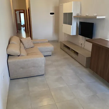 公寓 Tranquil 2 Bedroom In The Heart Of *