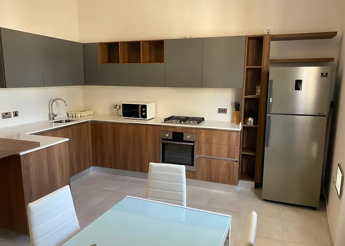 Tranquil 2 Bedroom In The Heart Of Sliema