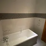 Tranquil 2 Bedroom In The Heart Of Apartmán